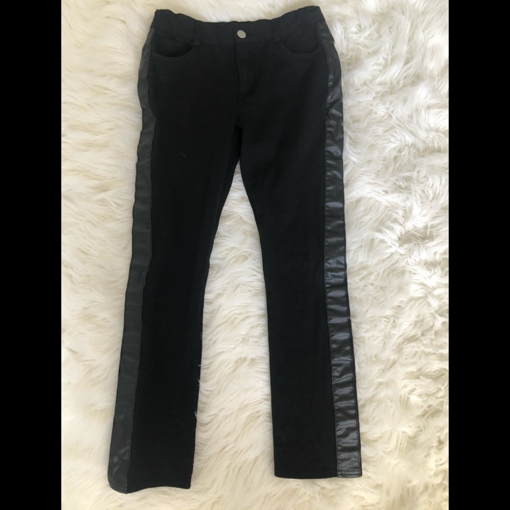 3/$20🌸 Faded Glory Pants